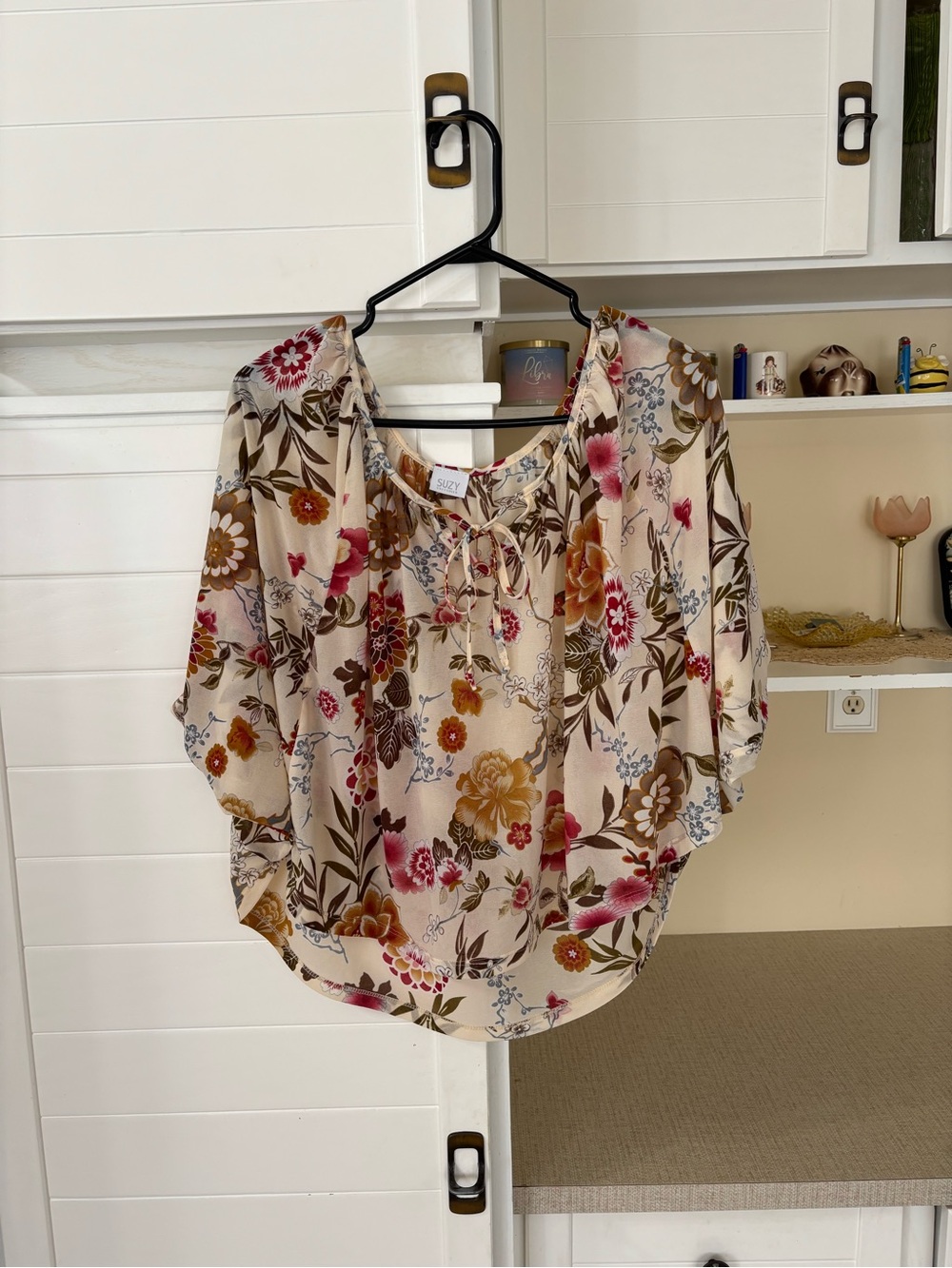 Y2K Cream Floral batwing Flowy Top